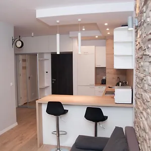 https://roommate-apartments-business-mokotow.warsawhotelspoland.com